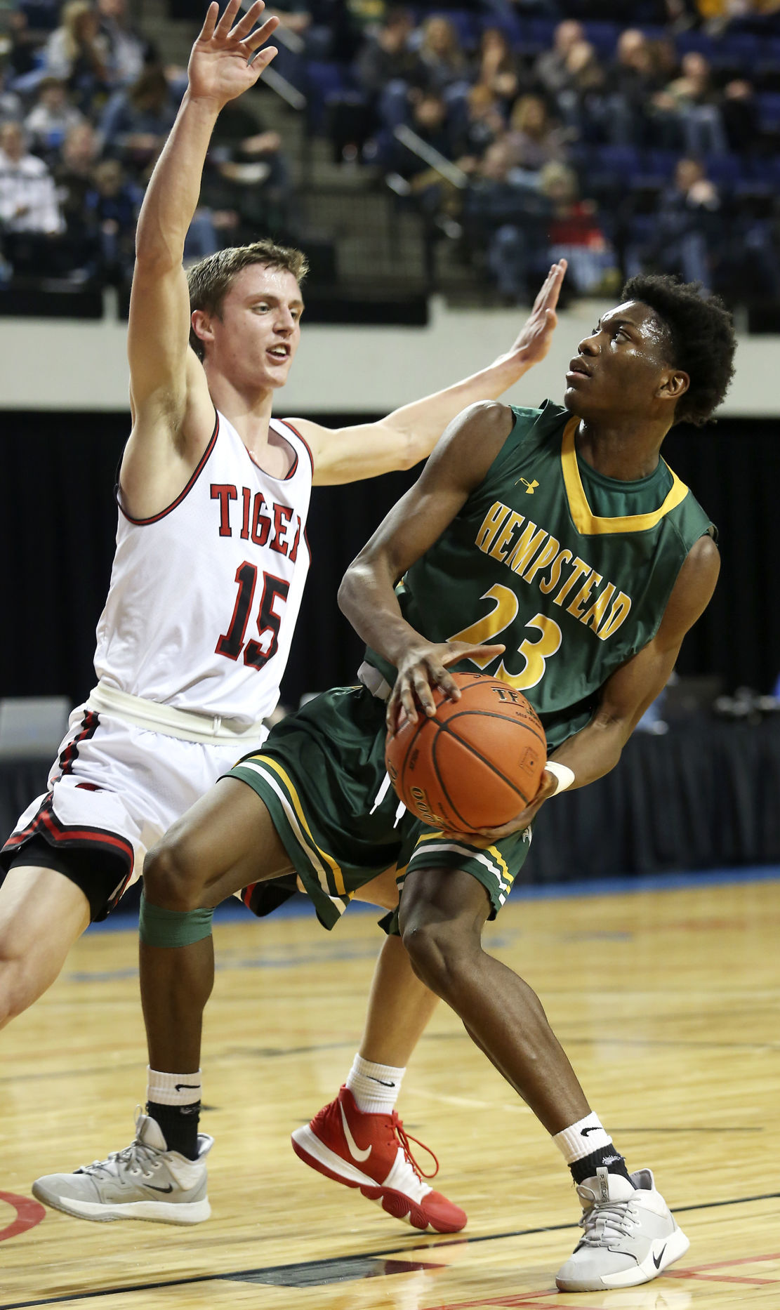 030320ho-cf-hempstead-4